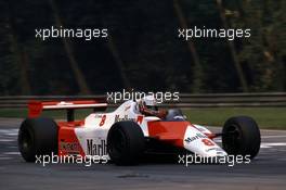 Niki Lauda (AUT) McLaren MP4 1B Ford Cosworth