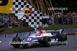 Derek Warwick (GBR) Toleman TG 181C Hart