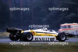 Alain Prost (FRA) Renaulr RE 30B