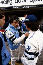 Riccardo Patrese (ITA) Brabham talks with teammate Nelson Piquet (BRA)