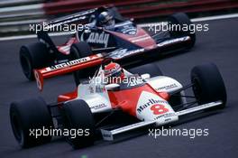 Niki Lauda (AUT) McLaren MP4/1C Ford Cosworth leads Derek Warwick (GBR) Toleman TG183B Hart