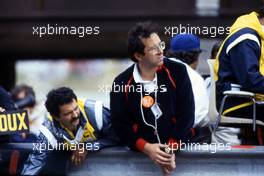 Mauro Forghieri (ITA) Ferrari and Luigi Pasticcino Montanini mechanic on the pitwall