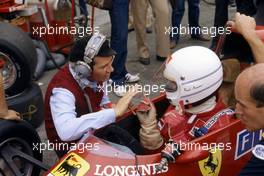 Rene'Arnoux (FRA) Ferrari 126 C3 2nd position talks with Antonio Tomaini