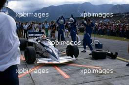 Nelson Piquet (BRA) Brabham BT52 BMW 1st position during pit stop