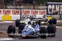 Jean Pierre Jarier (FRA) Ligier JS21 Ford Cosworth