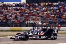 Derek Warwick (GBR) Toleman TG 183B Hart