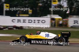 Eddie Cheever (USA) Renault RE 40