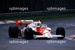 Alain Prost (FRA) McLaren MP4/2 TAG Porsche