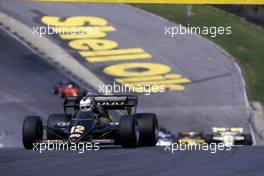 Nigel Mansell (GBR) Lotus 95T Renault