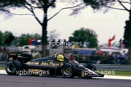 Ayrton Senna da Silva (BRA) Lotus 97T Renault at variante alta