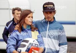 Elio de Angelis (ITA) Team Lotus and girlfriend Ute