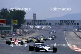 Nelson Piquet (BRA) Brabham BT54 Bmw 1st position leads the group at start