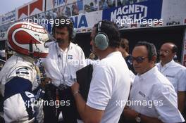 Nelson Piquet (BRA) Brabham 2nd position talks with Gordon Murray (RSA) Paul Rosche (GER) Bmw and Mario Mezzanotte (ITA) Pirelli