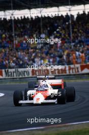 Alain Prost (FRA) McLaren MP/2B Tag Porsche 1st position