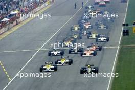Ayrton Senna da Silva (BRA) Lotus 97T Renault 3rd position leads the group at start
