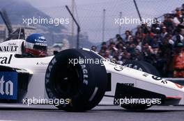 Philippe Streiff (FRA) Tyrrell 015 Renault
