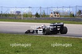 Elio de Angelis (ITA) Brabham BT55 Bmw without a wheel