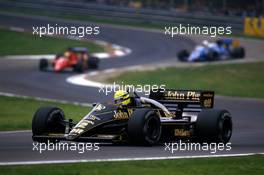 Ayrton Senna da Silva (BRA) Lotus 98T Renault at variante Acque Minerali