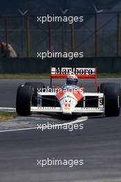Alain Prost (FRA) McLaren MP4/4 Honda 1st position