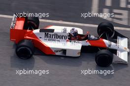 Alain Prost (FRA) McLaren MP4/4 Honda 2nd position