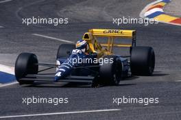 Jean Alesi (FRA) Tyrrell 018 Ford Cosworth