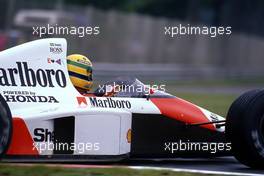 Ayrton Senna da Silva (BRA) McLaren MP4/5 Honda 1st position