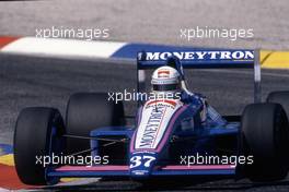 Bertrand Gachot (FRA) Onyx ORE-1 Ford Cosworth Moneytron Formula One