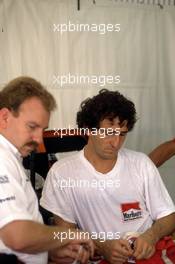 Alain Prost (FRA) McLaren talks with Neil Oatley