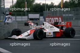 Gerhard Berger (AUT) McLaren MP4/5B Honda