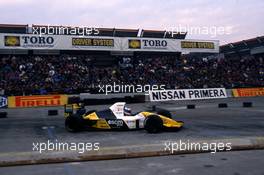 Gianni Morbidelli (ITA) Minardi M190 Ford Cosworth SCM Minardi Team 1st position
