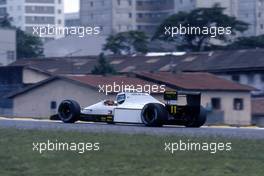 Mika Hakkinen (FIN) Lotus 102B Judd