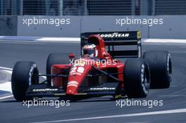 Jean Alesi (FRA) Ferrari 643