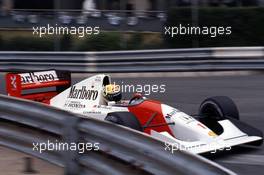 Ayrton Senna da Silva (BRA) McLaren MP4/7A Honda 1st position