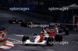 Ayrton Senna da Silva (BRA) McLaren MP4/7A Honda 1st position leads Riccardo Patrese (GBR) Williams FW14B Renault 3rd position