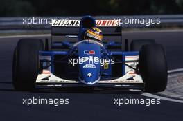 Mark Blundell (GBR) Ligier JS39 Renault