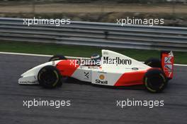 Mika Hakkinen (FIN) McLaren MP4/8 Ford Cosworth