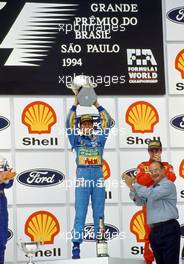 Michael Schumacher (GER) Benetton 1st position celebrate podium