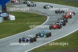 Fia Formula One World Championship 1994 GP F1 Imola (i) Ayrton Senna (bra) Williams FW19 leads Michael Schumacher (d) Benetton Ford B194 and Gerard Bergerr (Aut Ferrari 412T