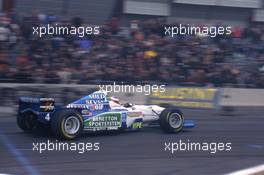 Jarno Trulli (ITA) Benetton B196 Renault Mild Seven