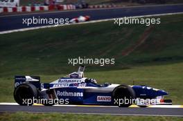 Damon Hill (GBR) Williams FW18 Renault Rothmans Williams Renault 1st position