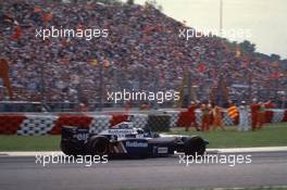 Damon Hill (GBR) Williams FW18 Renault 1st position