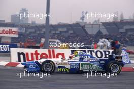 Jarno Trulli (ITA) Benetton B196 Renault Mild Seven