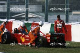 Michael Schumacher (GER) Ferrari F300 Scuderia Ferrari Marlboro: withdrawal after a puncture