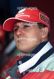 19.05.2000 NYrburgring, Deutschland, Michael Schumacher in der Ferrari-Box heute beim Freien Training zum Formel 1 GP von Europa auf dem NYrburgring. c xpb.cc