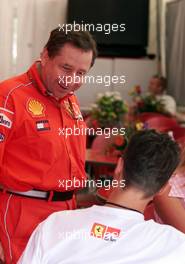 12.08.2000 Budapest, Ungarn,  Jean Todt und Michael Schumacher heute nach dem Qualifying zum Formel 1 Grand Prix von Ungarn in Budapest.  c xpb.cc