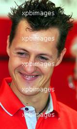 10.09.2000 Monza, Italien, Michael Schumacher gutgelaunt heute Morgen vor dem Warmup zum Formel 1 Grand Prix von Italien in Monza. c xpb.cc