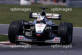 David Coulthard (GBR) McLaren MP4/15 Mercedes