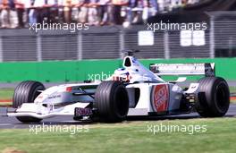 02.03.2001 Melbourne, Australien, Olivier Panis im BAR Honda am Freitag beim Freien Training zum Formel 1 Grand Prix im australischen Melbourne. c xpb.cc