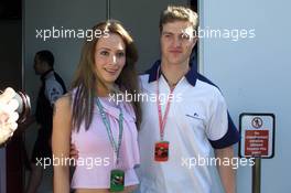 03.03.2001 Melbourne, Australien, Ralf Schumacher und Freundin Cora im Fahrerlager nach dem Qualifying am Samstag zum Formel 1 Grand Prix im australischen Melbourne. c xpb.cc