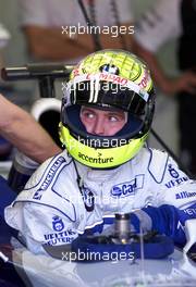 03.03.2001 Melbourne, Australien, Ralf Schumacher in der BMW-Williams-Box am Samstag beim Qualifying zum Formel 1 Grand Prix im australischen Melbourne. c xpb.cc